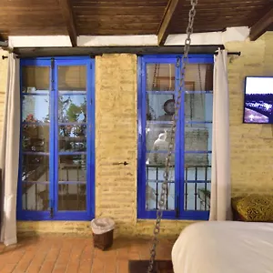 https://suite-dona-ines-barrio-santacruz.es-andalucia.com